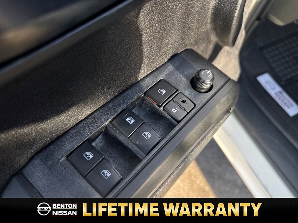 Used 2021 Toyota Tacoma SR w/ SR Convenience Package image 12