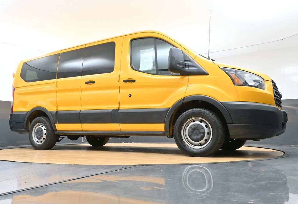 Used 2018 Ford Transit 150 XL RWD image 44