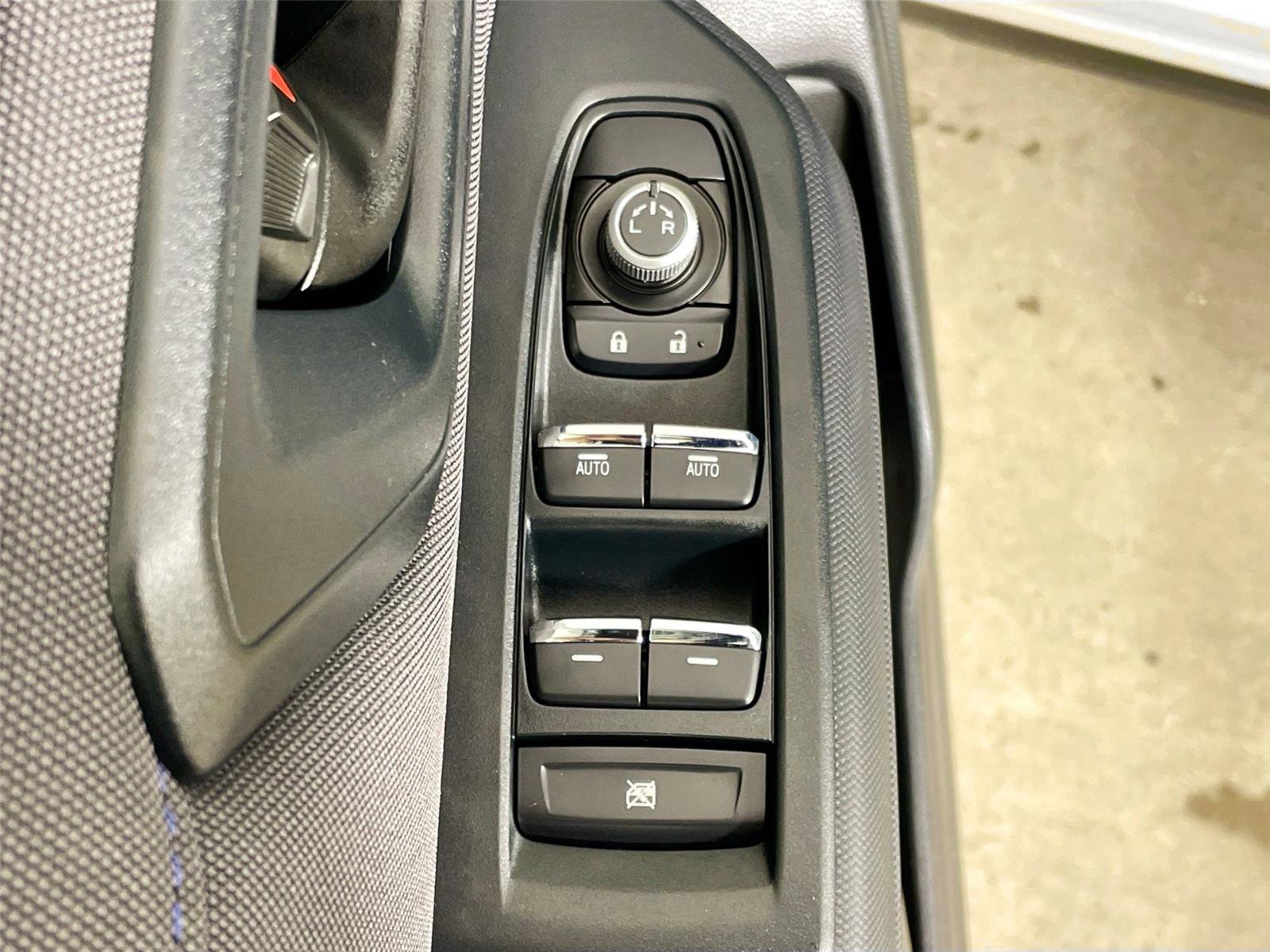 Used 2025 Subaru Forester Premium w/ Convenience Package #1 image 21