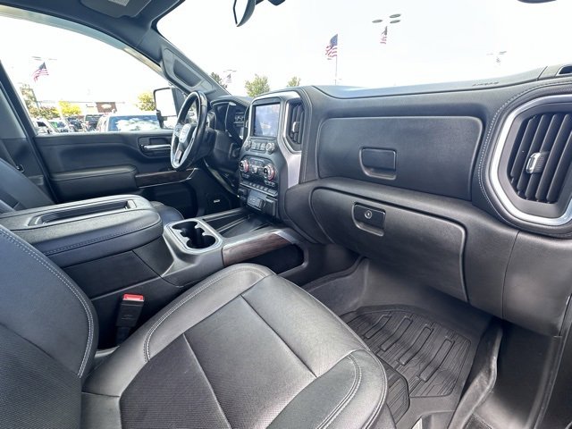 Used 2021 GMC Sierra 2500 SLT w/ SLT Preferred Package image 16