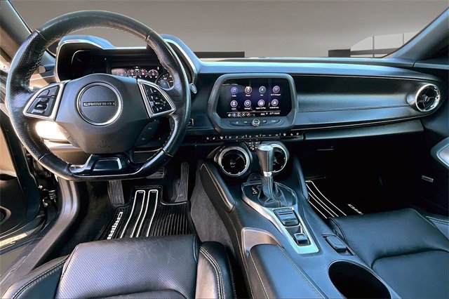 Used 2019 Chevrolet Camaro LT image 7