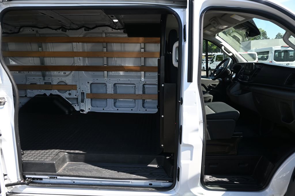 Used 2024 Ford Transit 250 Low Roof w/ Exterior Upgrade Package RWD image 19