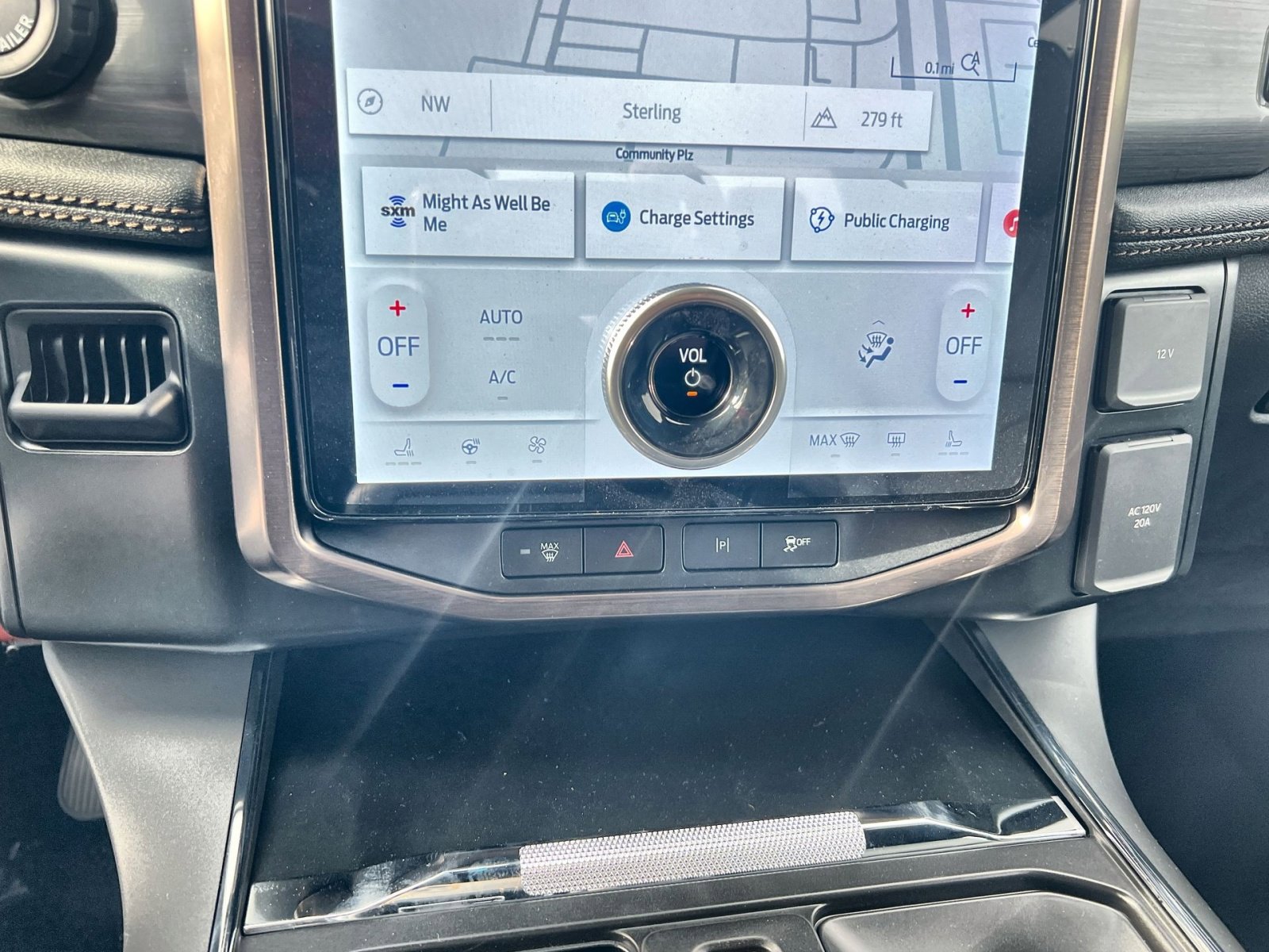 New 2025 Ford F150 Lightning Lariat image 21