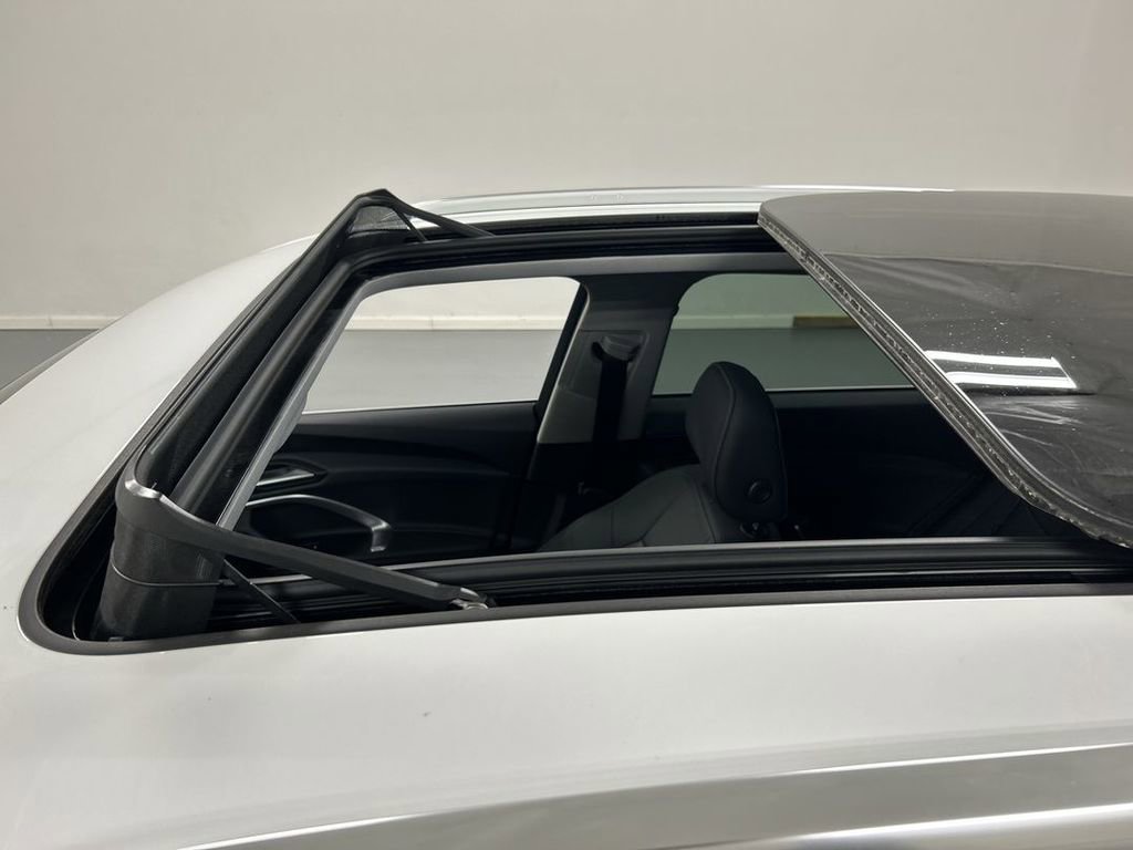 Used 2025 Audi Q5 Premium w/ Convenience Package image 20