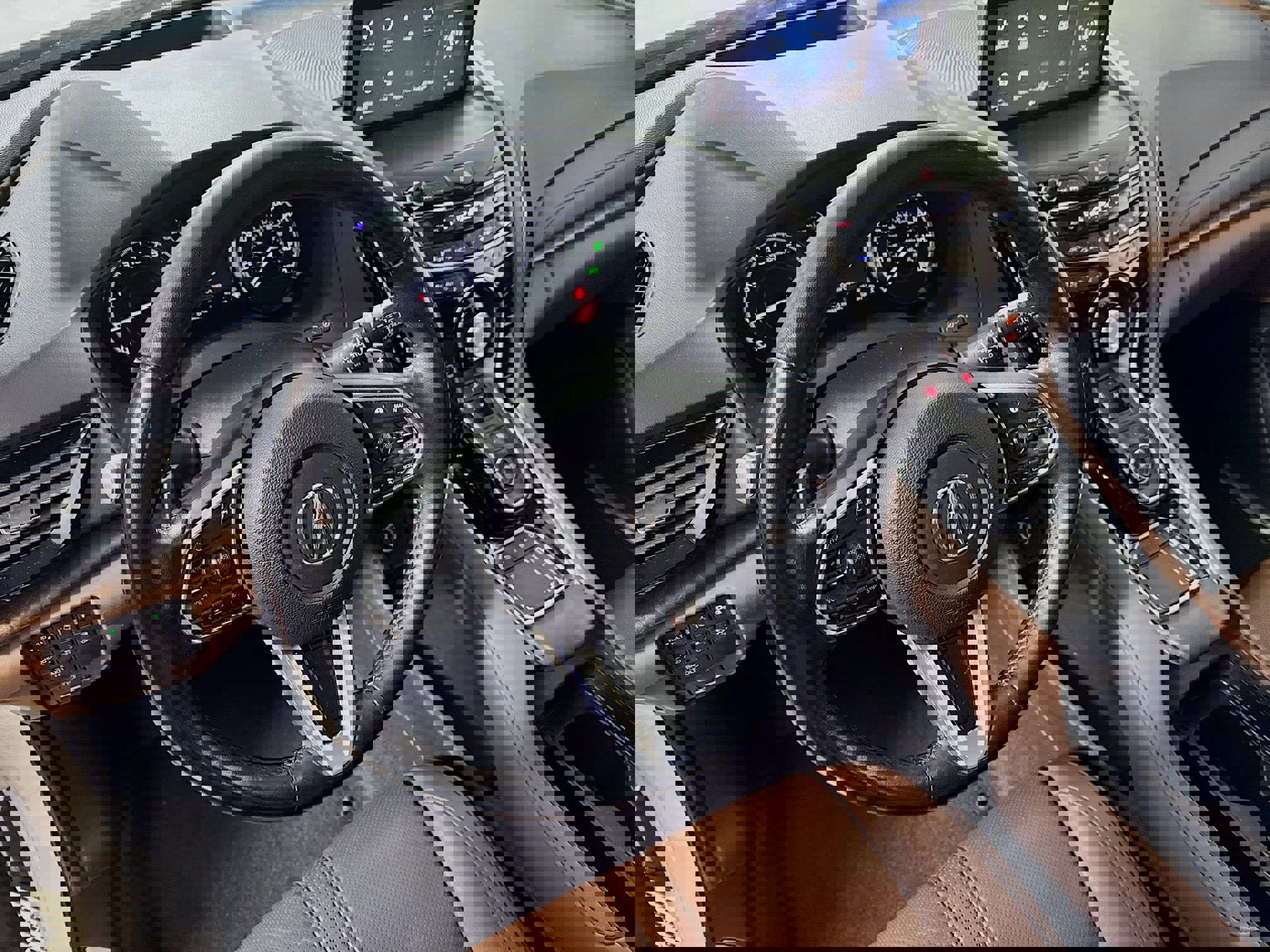 Used 2020 Acura RDX AWD w/ Advance Package image 25