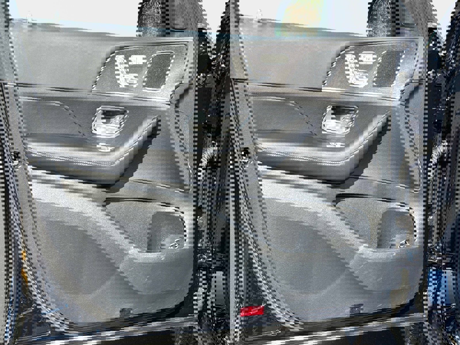 Used 2025 Mercedes-Benz GLE 350 4MATIC image 15