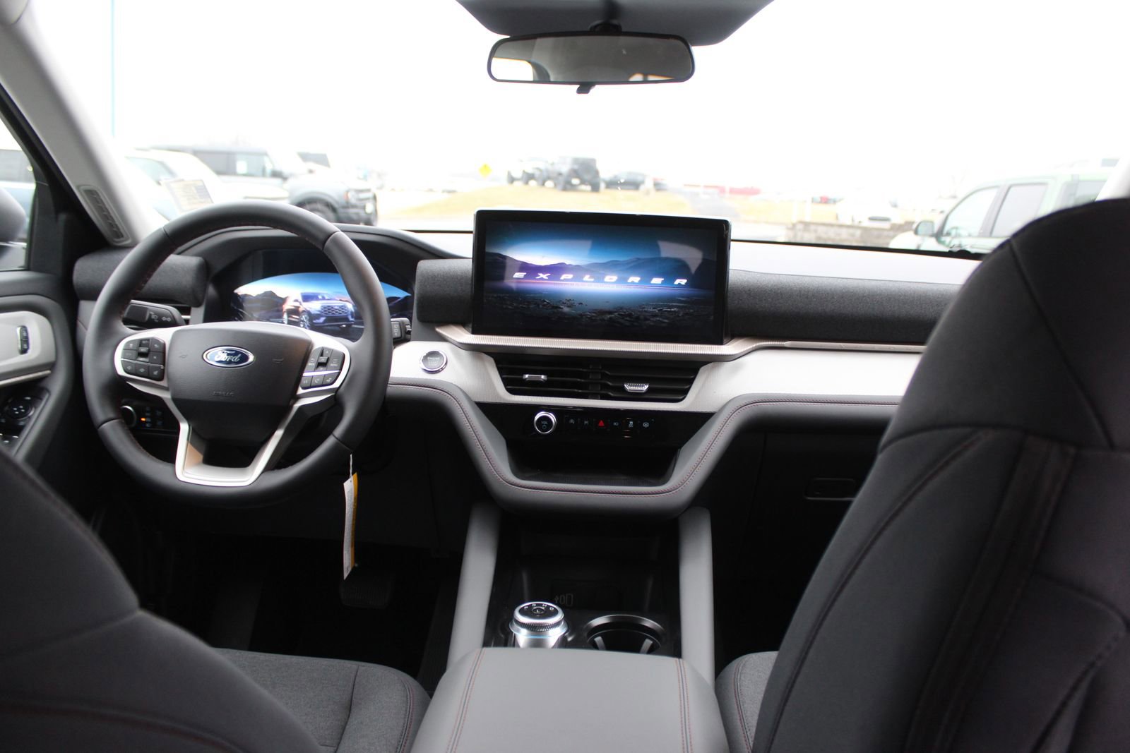 New 2026 Ford Explorer Active image 15