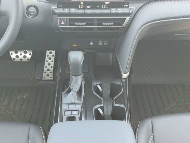 New 2026 Toyota Camry SE FWD image 17
