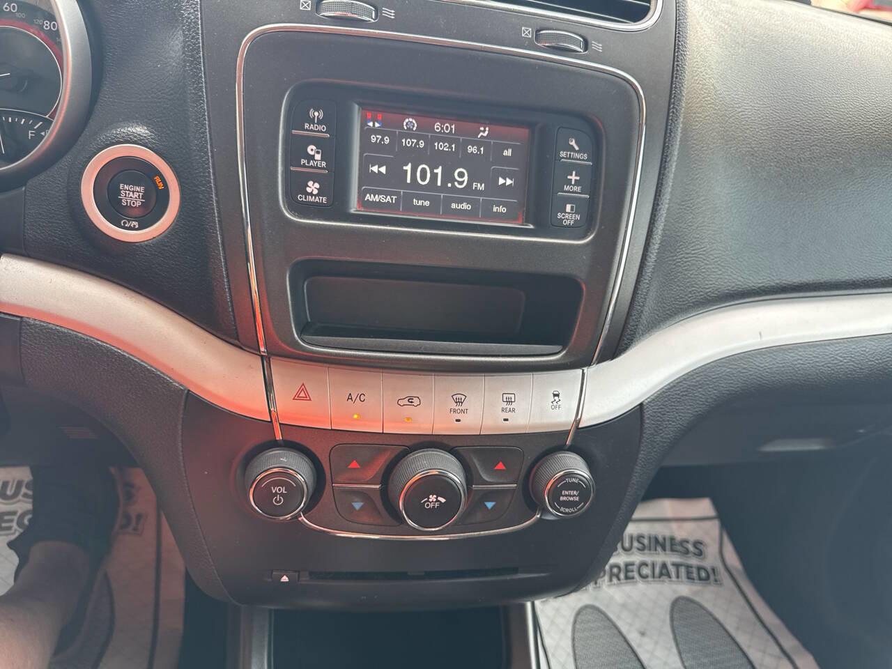 Used 2017 Dodge Journey SXT w/ Comfort/Convenience Group image 31