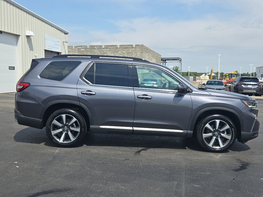 Certified 2024 Honda Pilot Elite image 8