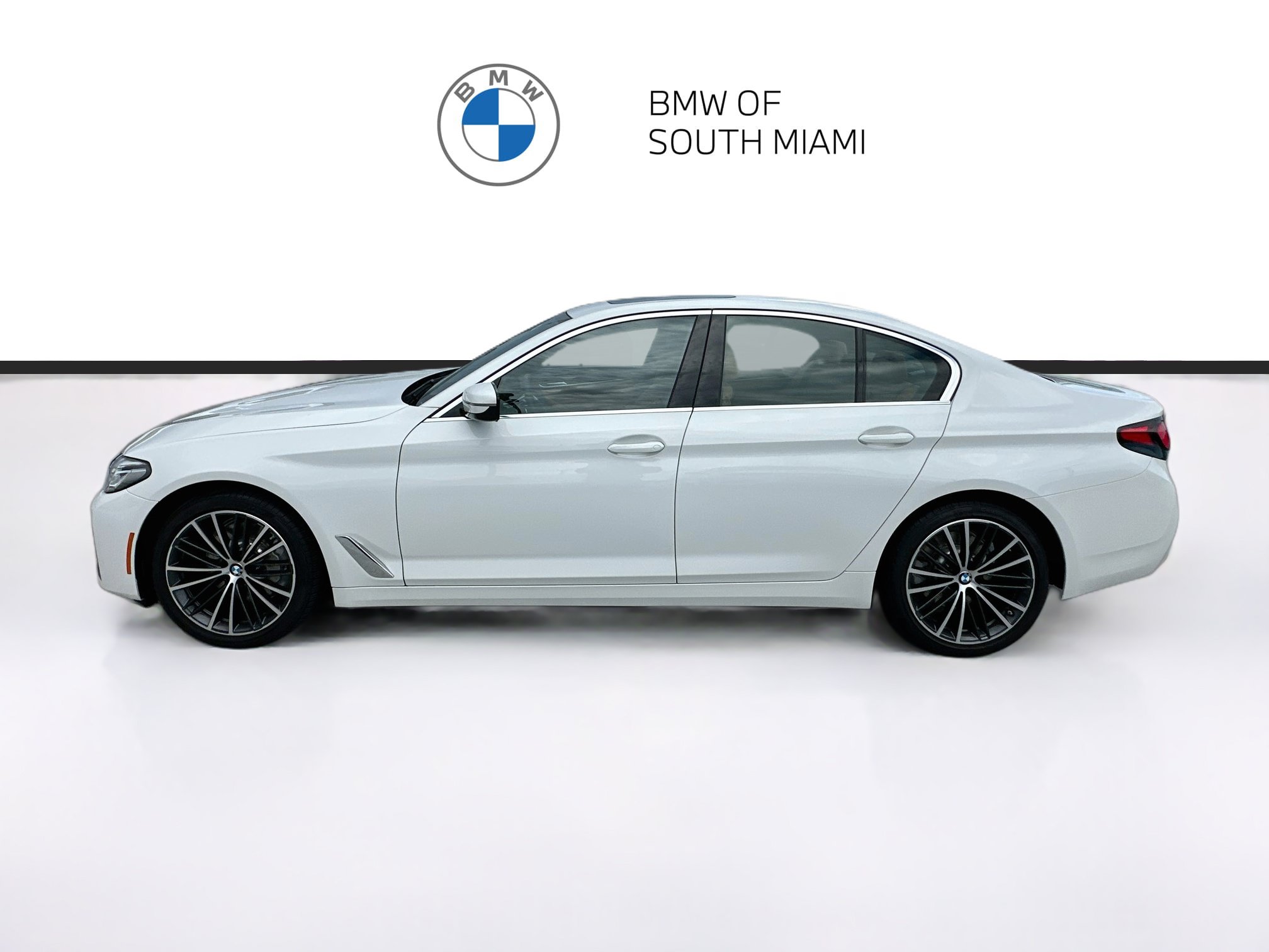 Used 2023 BMW 530i w/ Premium Package RWD image 4