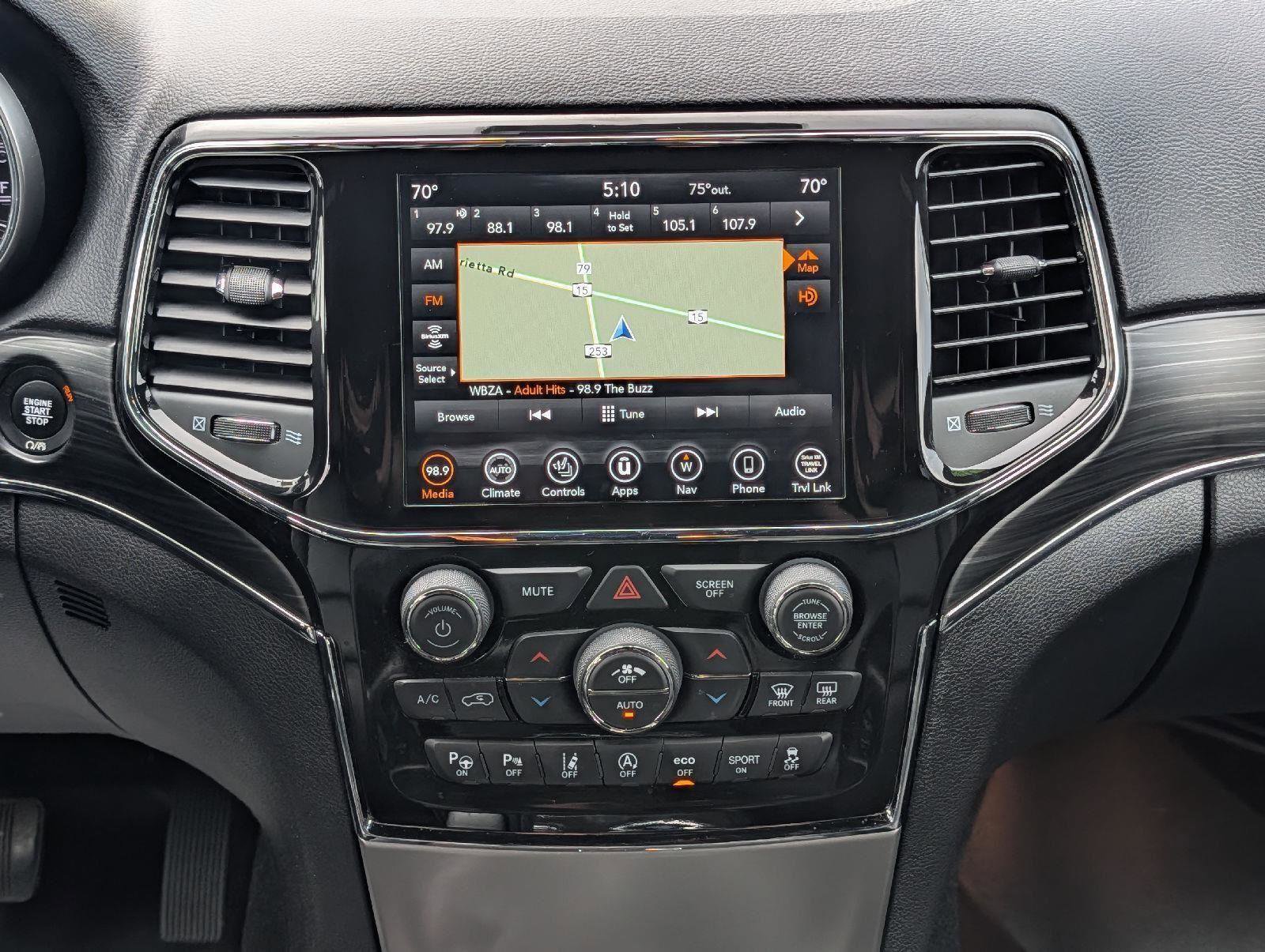 Used 2021 Jeep Grand Cherokee Limited w/ Luxury Group II AWD/4WD image 14