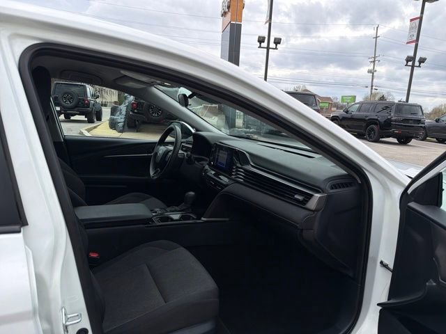 Used 2025 Toyota Camry LE image 25