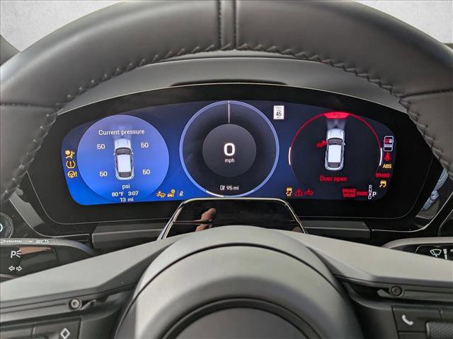 New 2026 Porsche Macan 4S Electric image 16