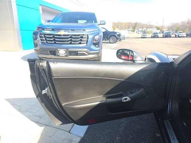 Used 2010 Chevrolet Corvette Coupe w/ 1LT image 14