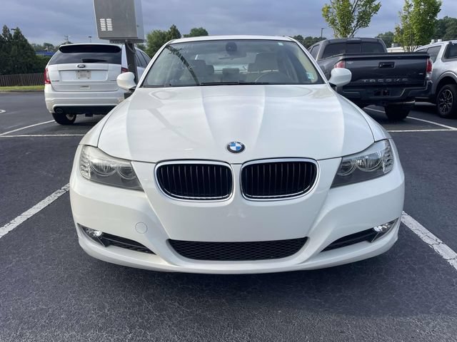 Used 2009 BMW 328i Sedan RWD image 4