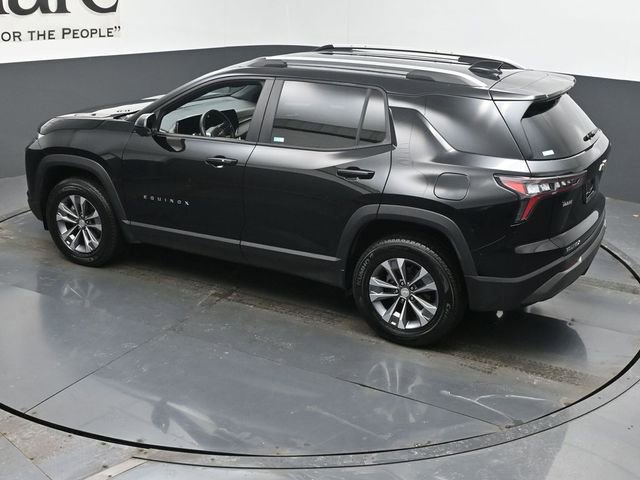 Used 2025 Chevrolet Equinox LT w/ Convenience Package II image 41