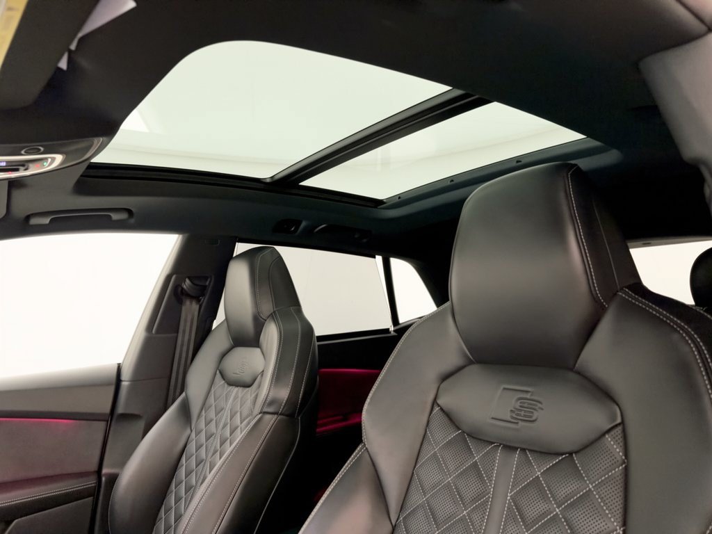 Certified 2024 Audi SQ8 Premium Plus AWD/4WD image 27