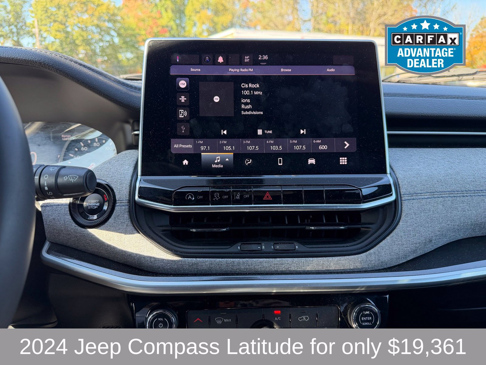 Used 2024 Jeep Compass Latitude AWD/4WD image 14