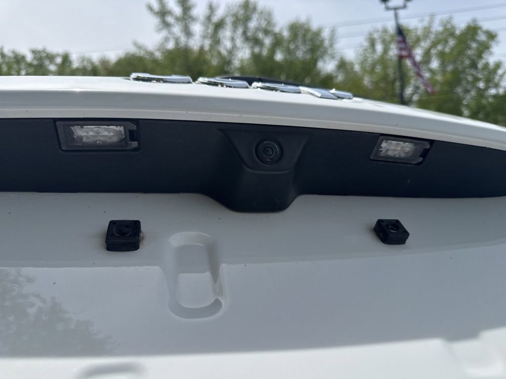 Used 2019 Jeep Grand Cherokee Limited AWD/4WD image 16