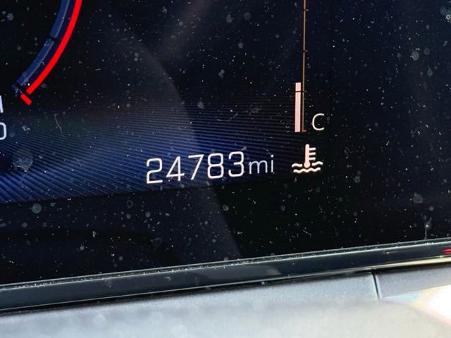 Used 2024 Chevrolet Trax LT w/ Sunroof Package image 10