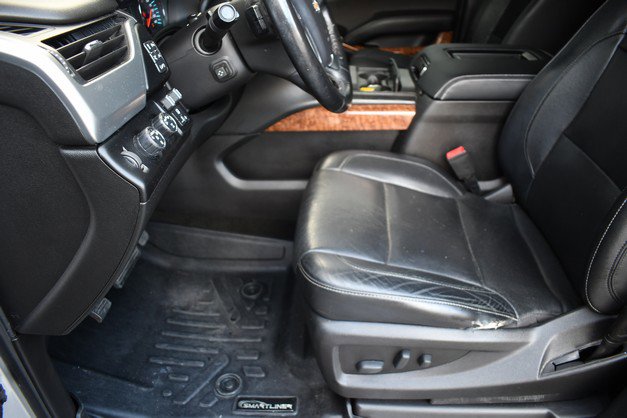 Used 2018 Chevrolet Suburban Premier image 15