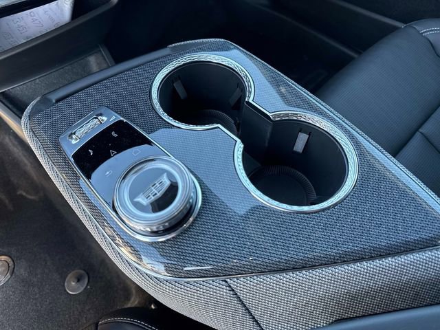 New 2026 Cadillac Optiq Luxury 2 image 23