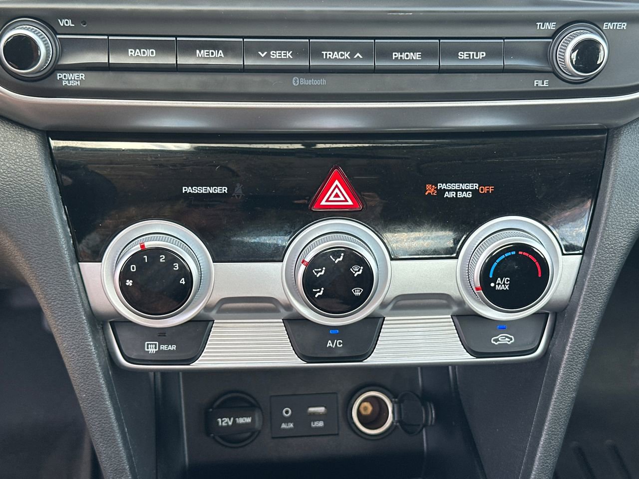 Used 2019 Hyundai Elantra SE w/ Cargo Package image 29