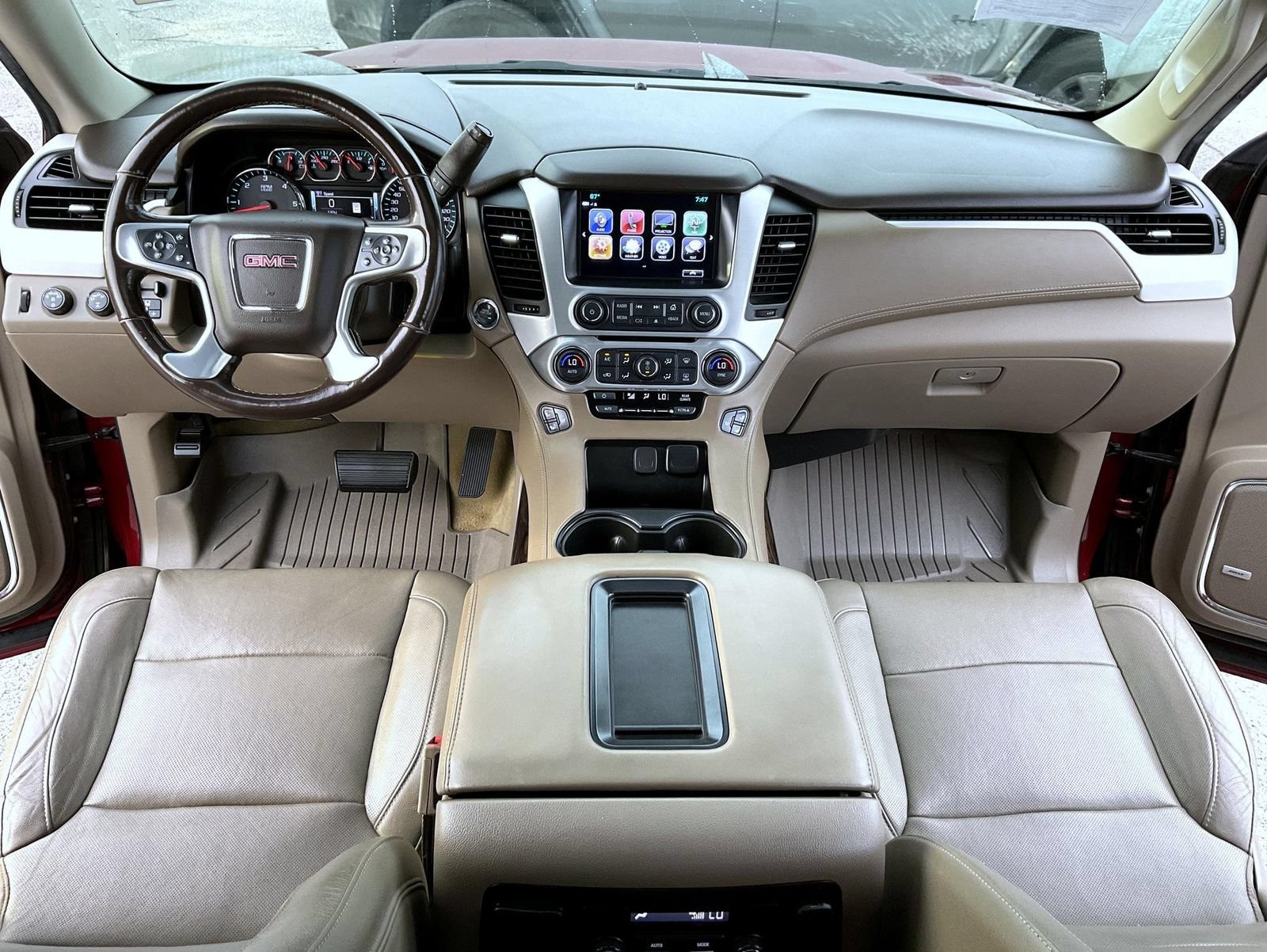 Used 2018 GMC Yukon SLT w/ Open Road Package AWD/4WD image 12