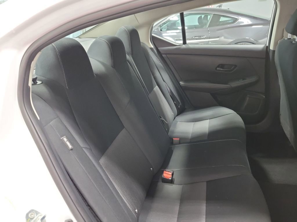 Used 2025 Nissan Sentra SV image 14
