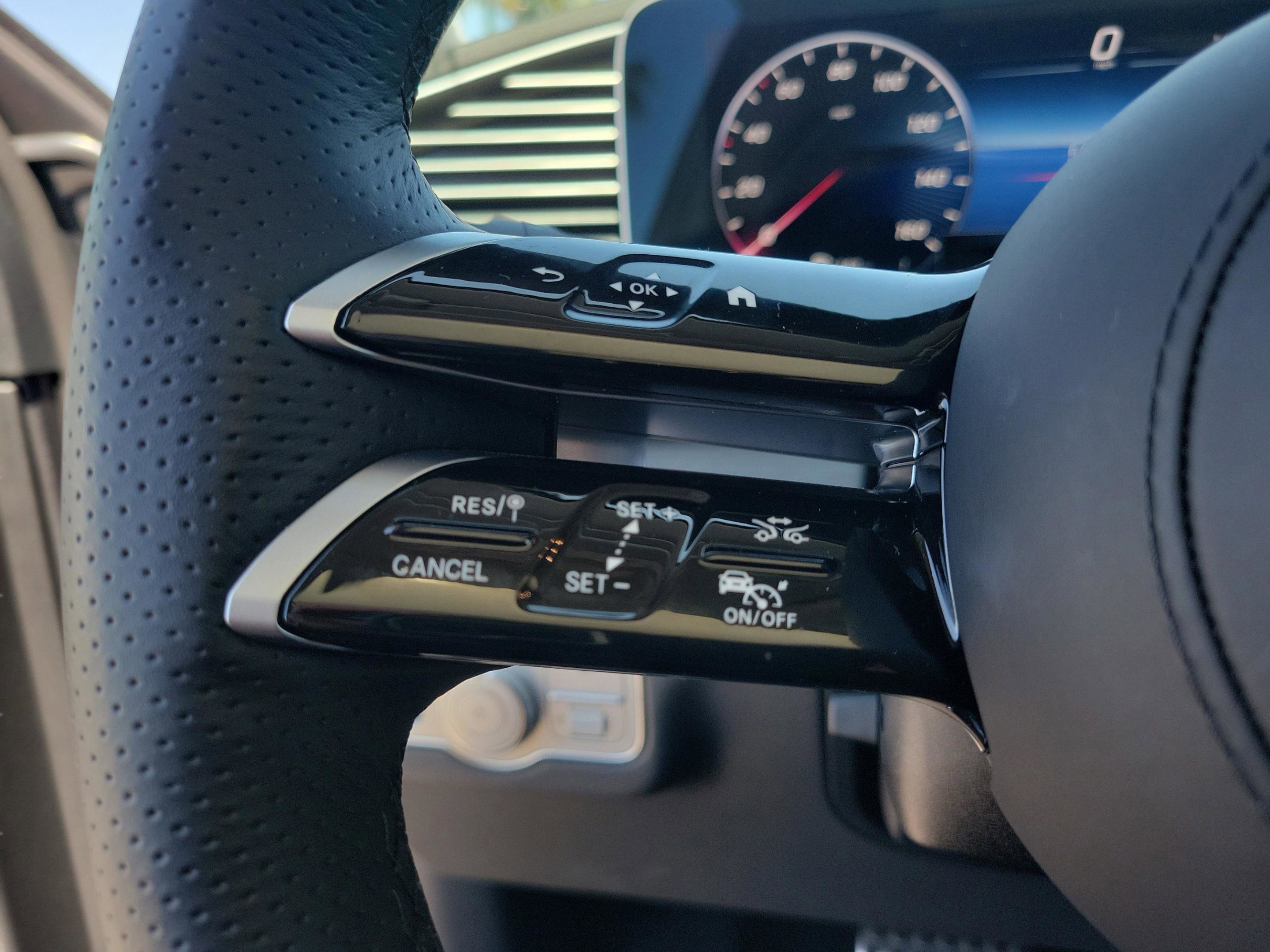 Used 2026 Mercedes-Benz GLS 450 4MATIC image 27