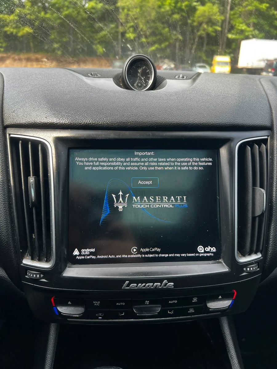Used 2019 Maserati Levante AWD/4WD image 19