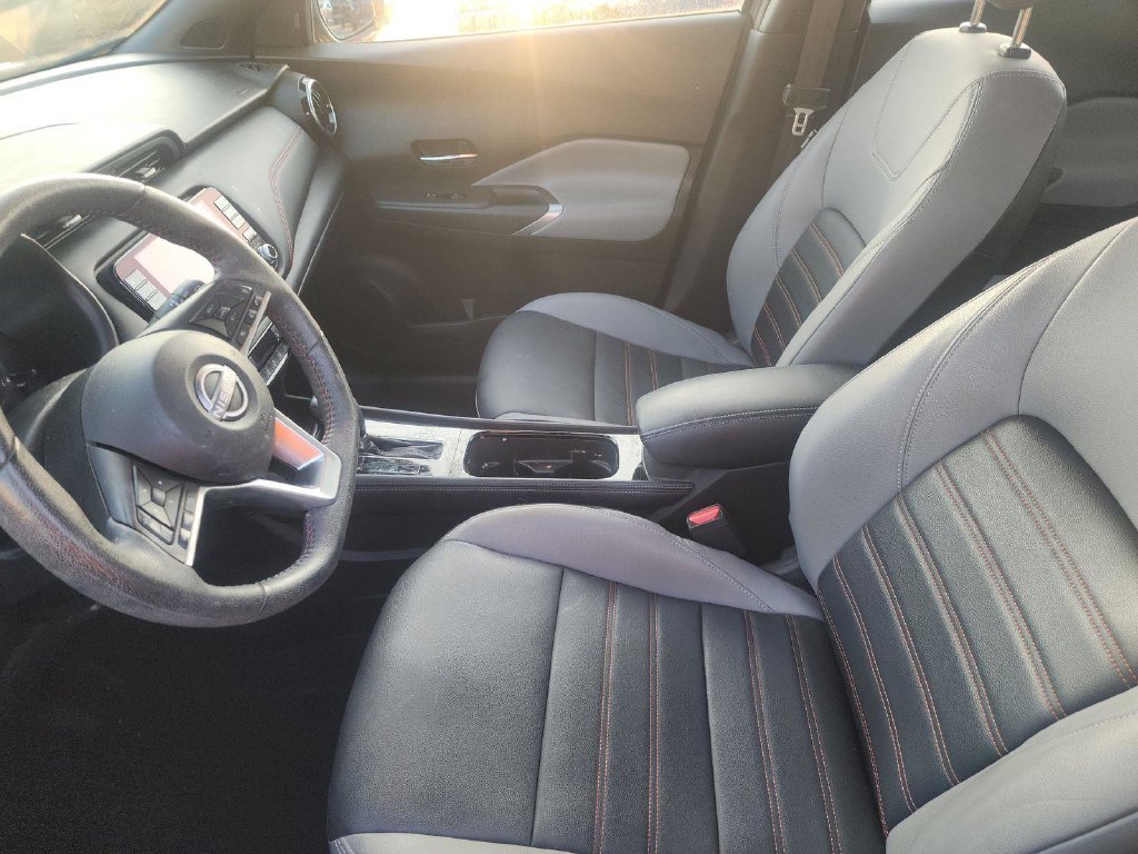 Certified 2024 Nissan Kicks SR w/ SR Premium Package FWD image 33
