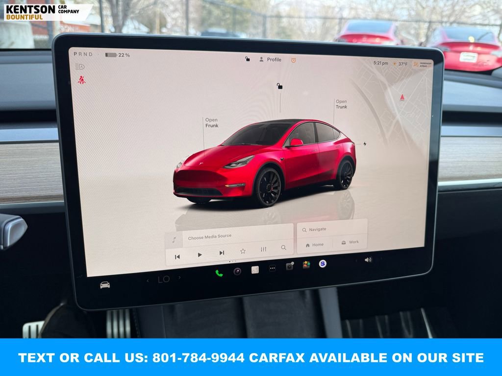 Used 2024 Tesla Model Y Performance image 23