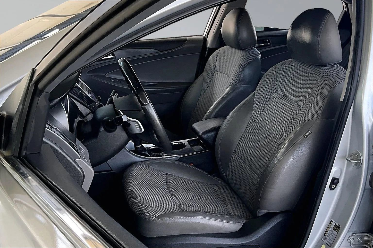 Used 2011 Hyundai Sonata SE FWD image 17