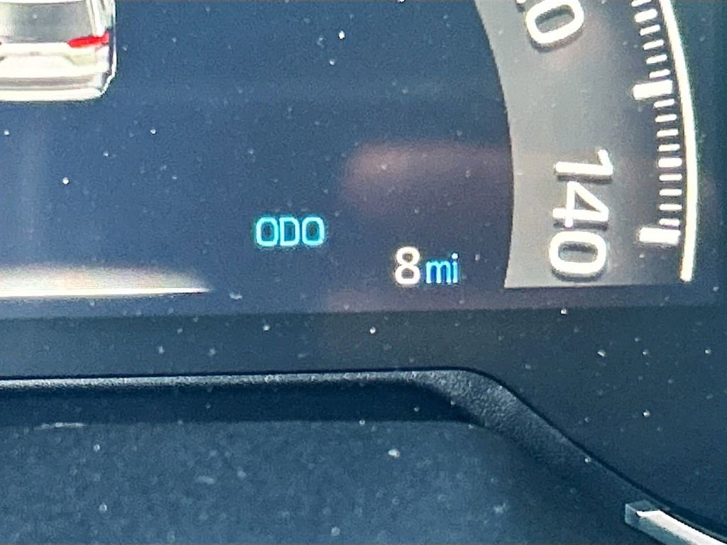 New 2025 Toyota RAV4 XLE w/ Convenience Package FWD image 12