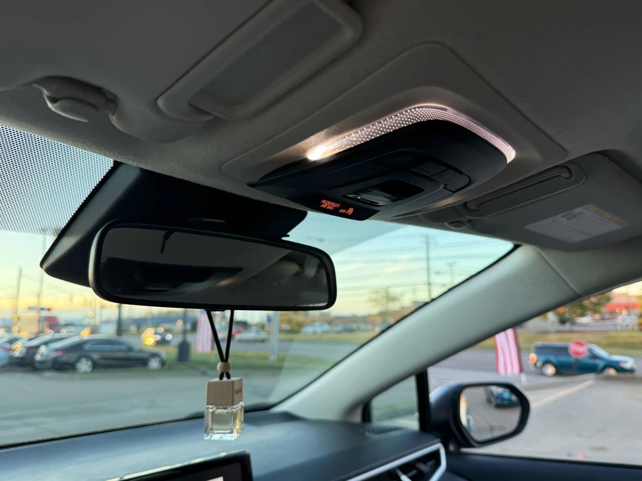 Used 2023 Toyota Corolla LE image 41