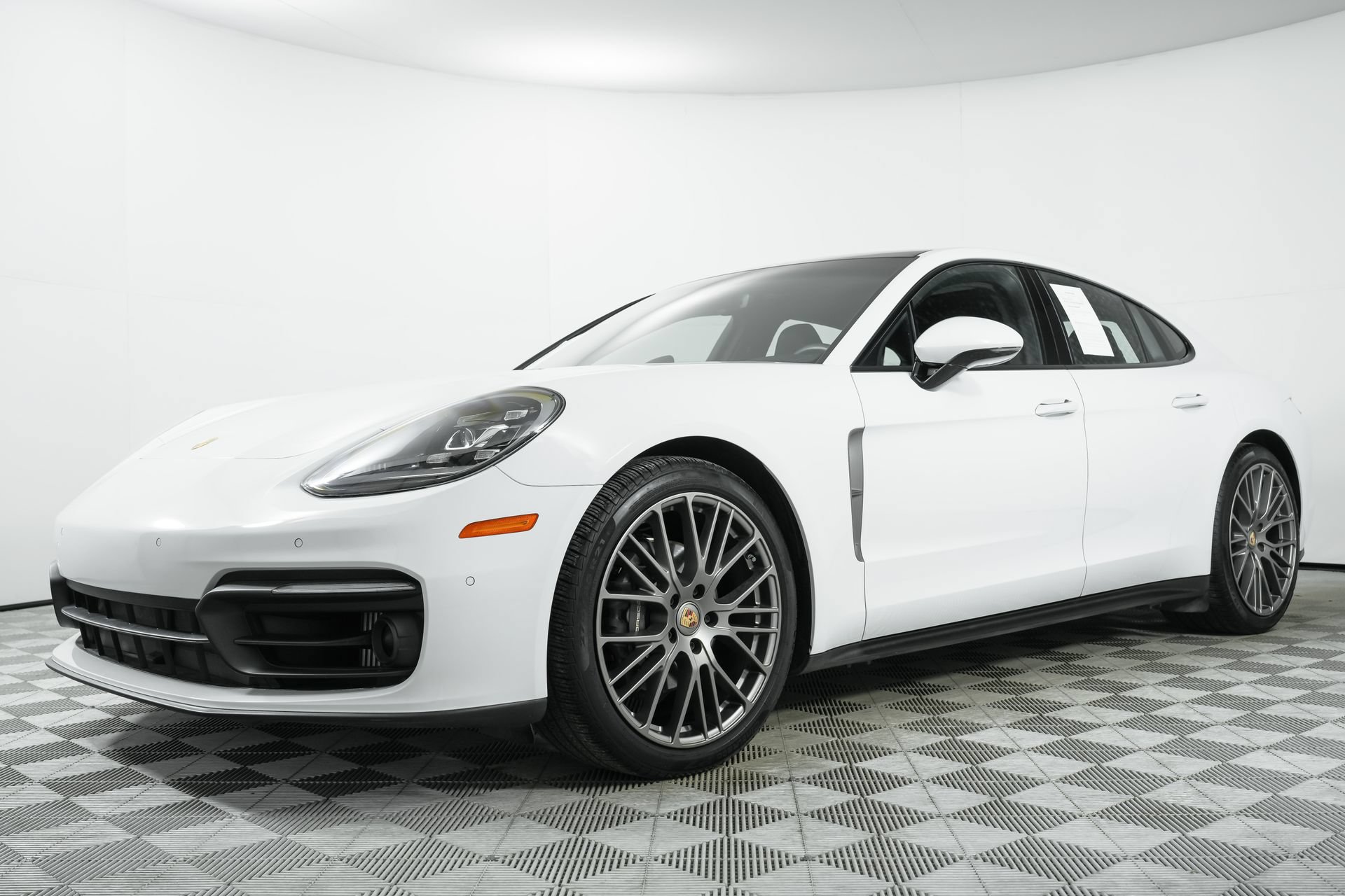 Used 2023 Porsche Panamera Platinum Edition RWD image 12