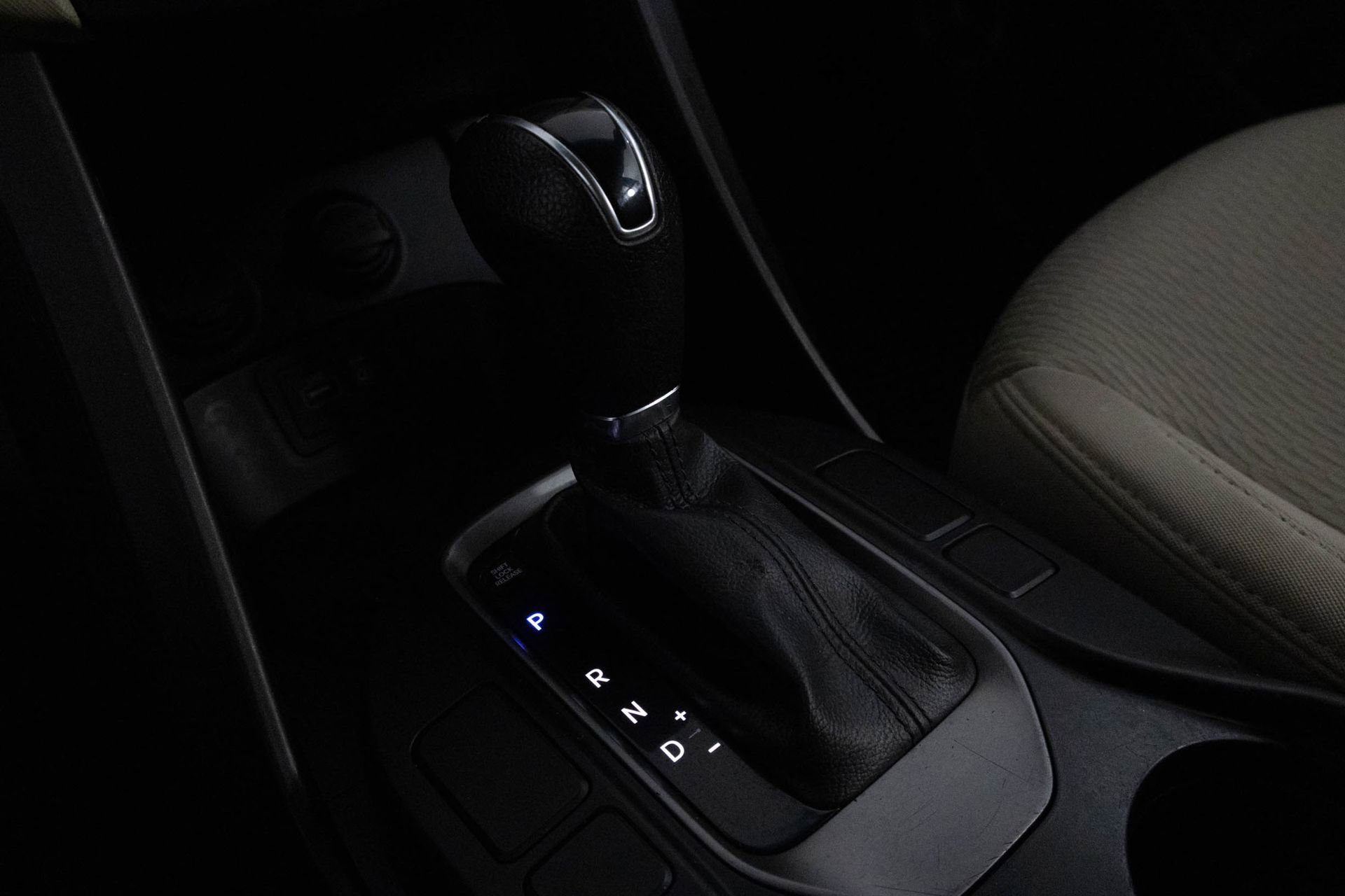 Used 2017 Hyundai Santa Fe Sport image 26