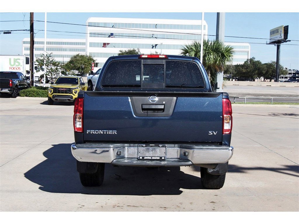 Used 2021 Nissan Frontier SV image 5