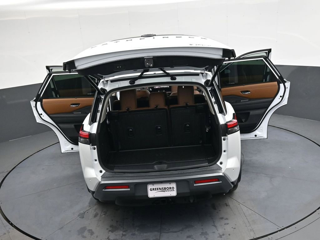 New 2026 Nissan Pathfinder Platinum w/ Cargo Package FWD image 53