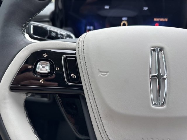 New 2025 Lincoln Aviator AWD image 20