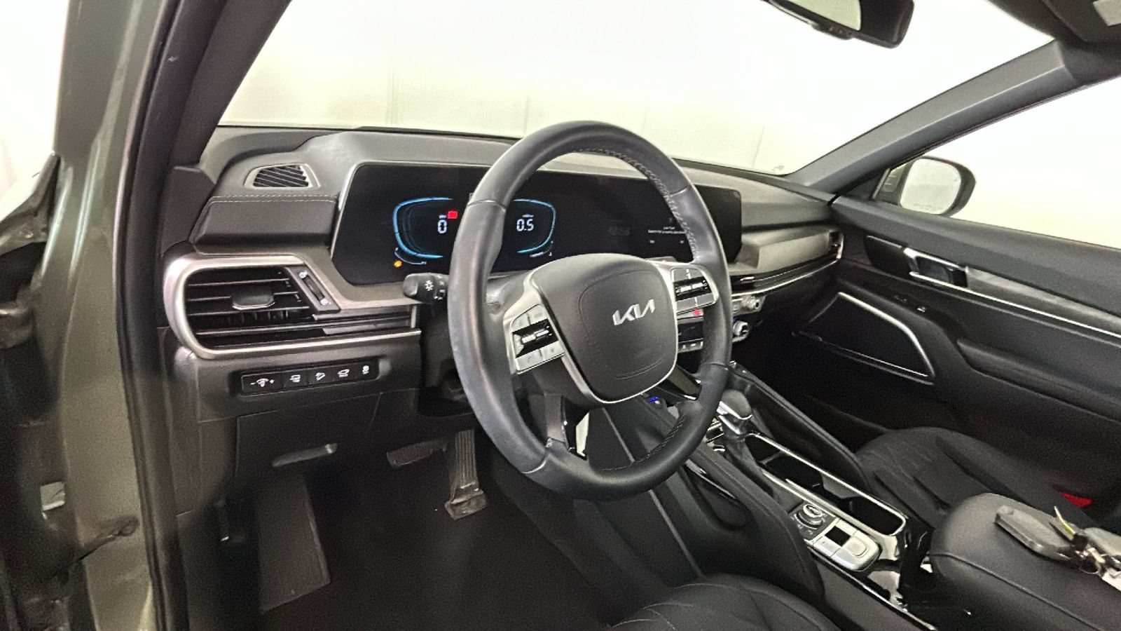 Used 2024 Kia Telluride EX X-Line AWD/4WD image 17