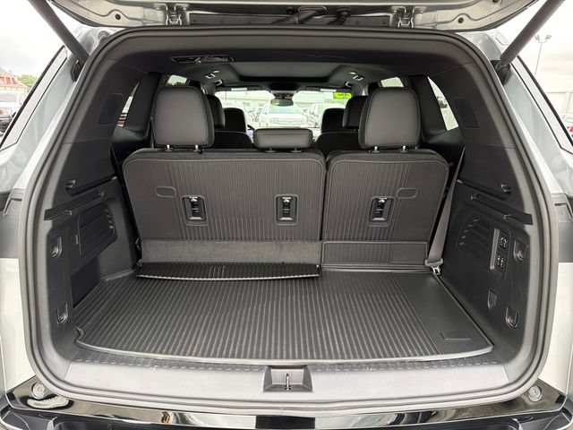 Used 2025 Buick Enclave Sport Touring w/ Super Cruise Package FWD image 29