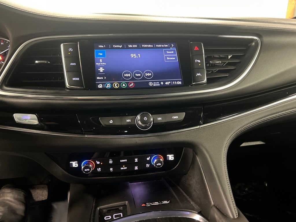 Certified 2023 Buick Enclave Avenir w/ Avenir Technology Package image 24
