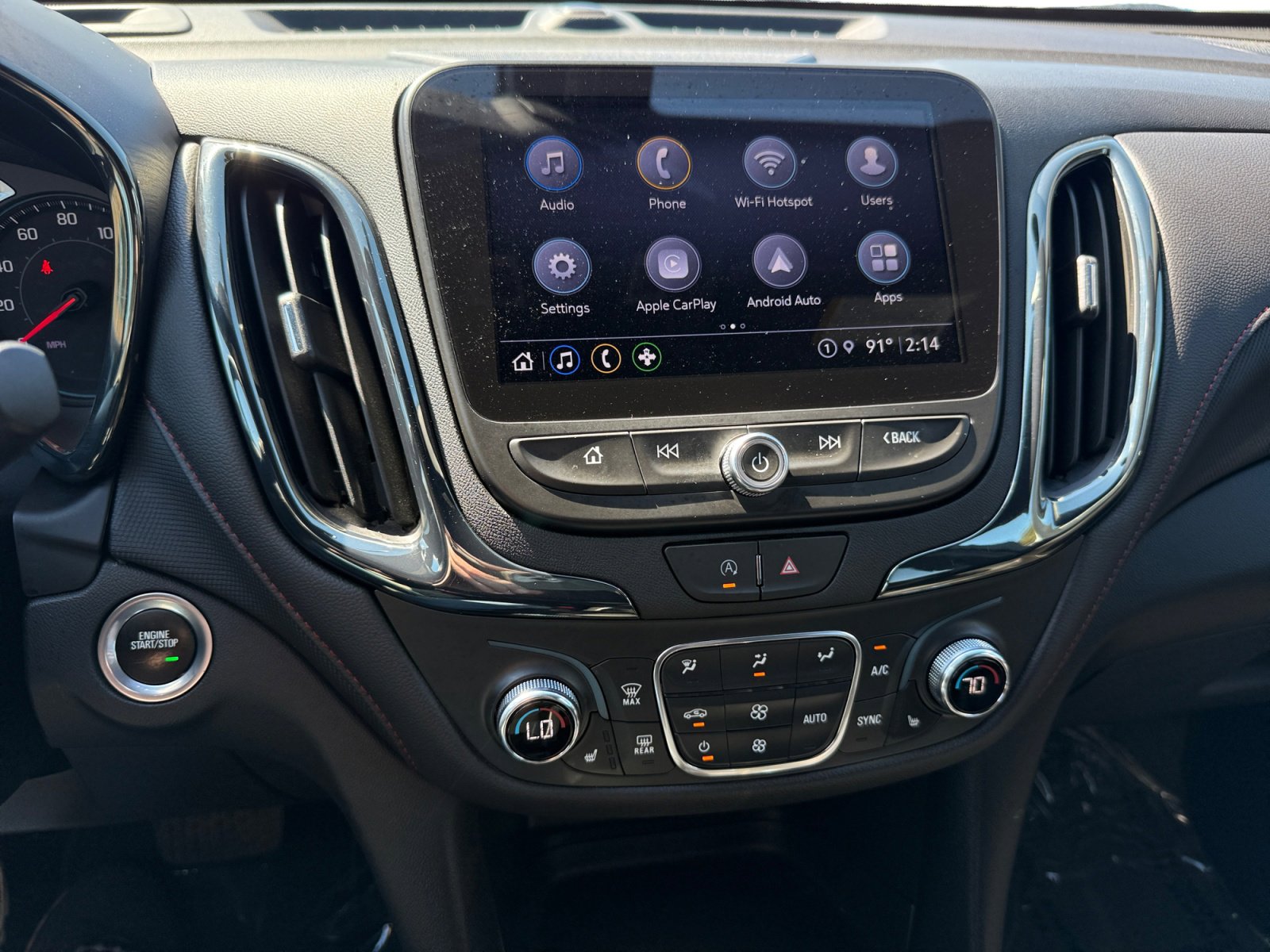 Used 2024 Chevrolet Equinox RS w/ RS Leather Package image 12