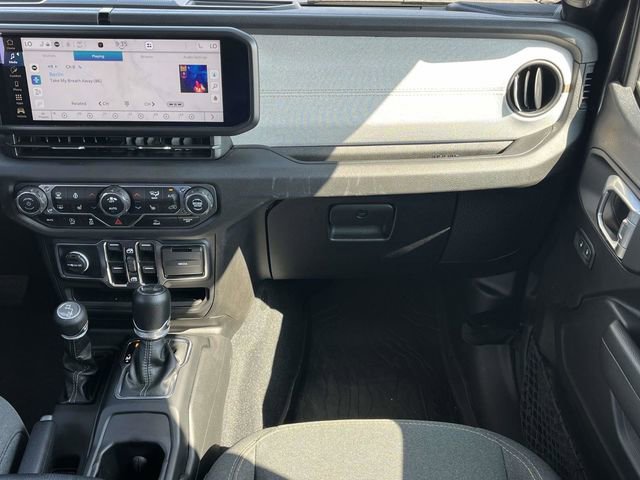 Used 2024 Jeep Wrangler Sport S image 18