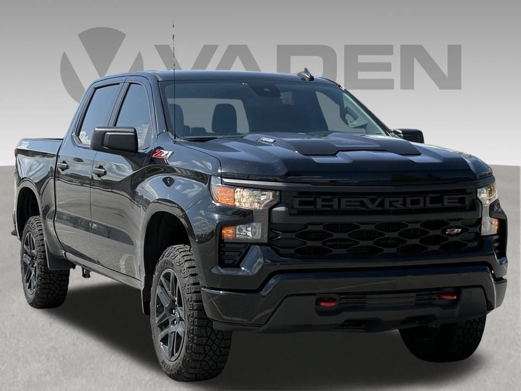 Used 2026 Chevrolet Silverado 1500 Custom Trail Boss AWD/4WD image 12