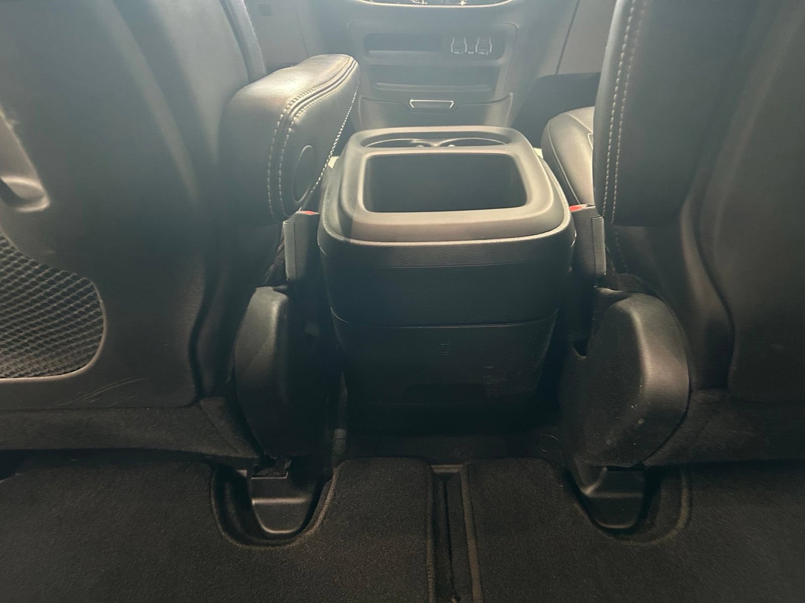 Certified 2025 Chrysler Pacifica Select FWD image 25