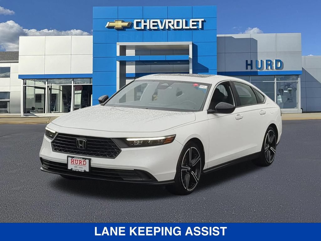Used 2024 Honda Accord Sport image 9